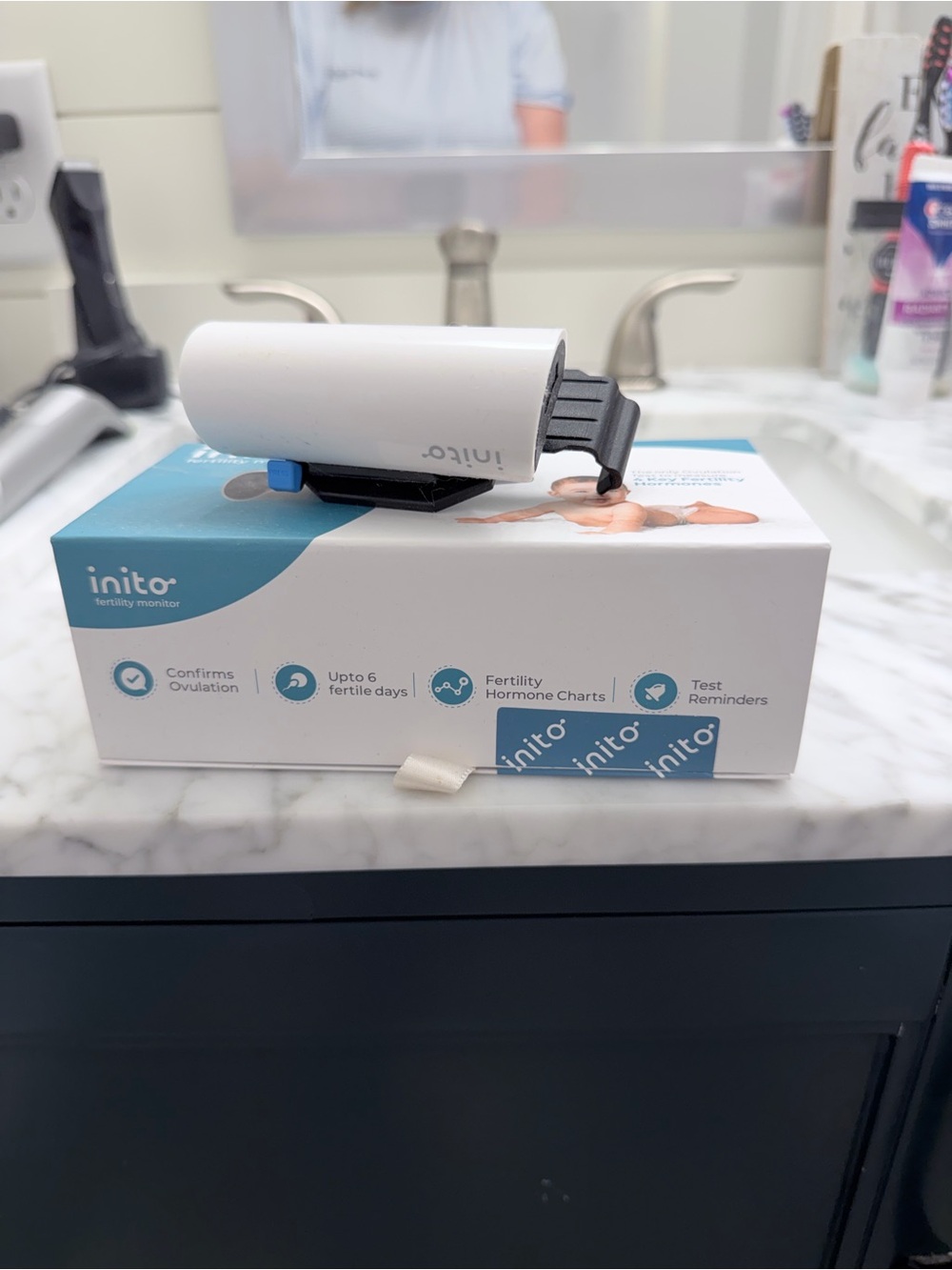 Inito Fertility Monitor - White